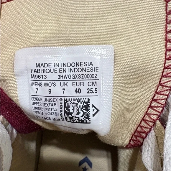 Dark red/maroon high top converse - Picture 3 of 6